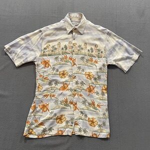 Vintage Pierre Cardin Shirt Mens Small Floral Hawaiian Rayon Scandalous Woman
